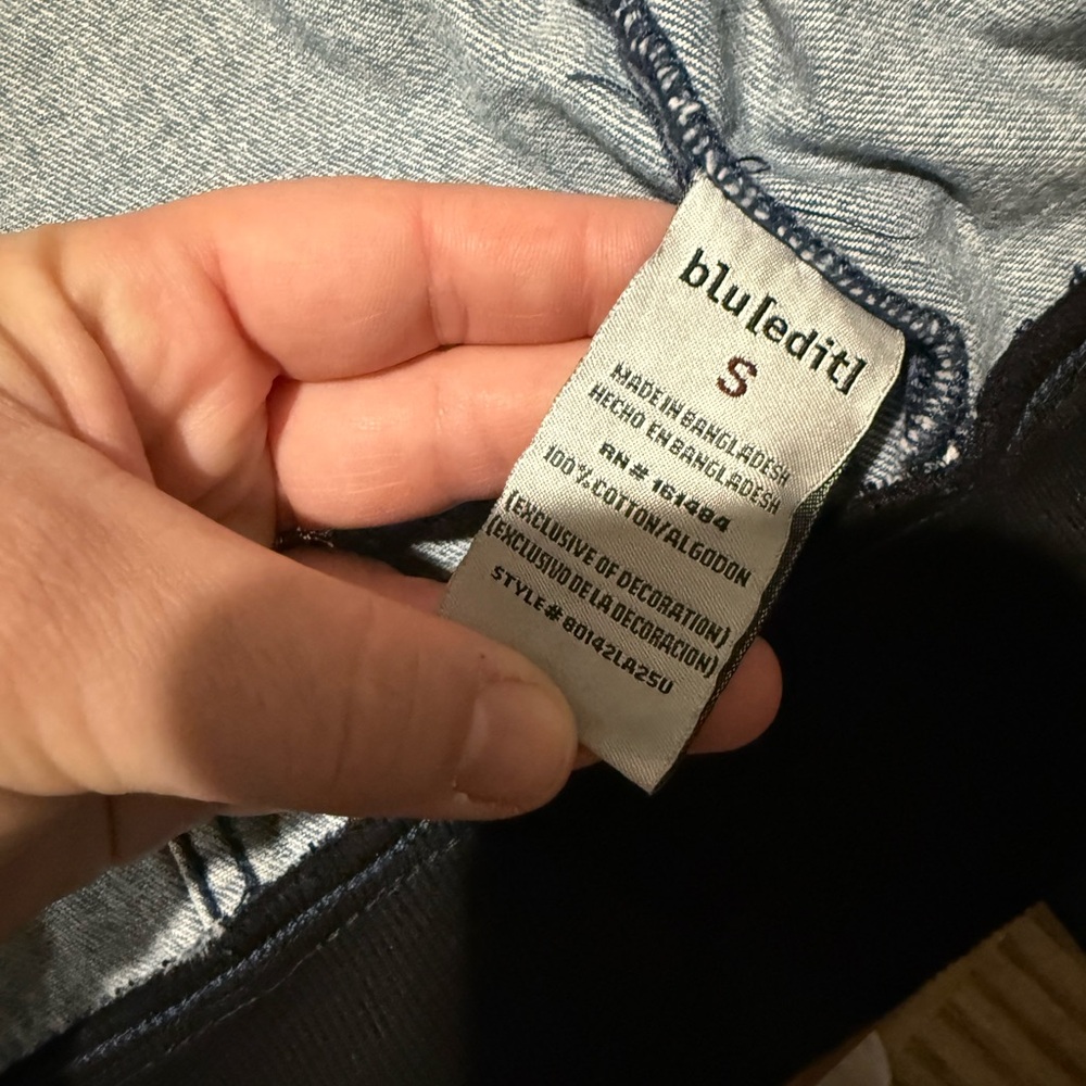 Blu[edit] women’s Jean jacket w/ sweater hood small - Picture 3 of 3